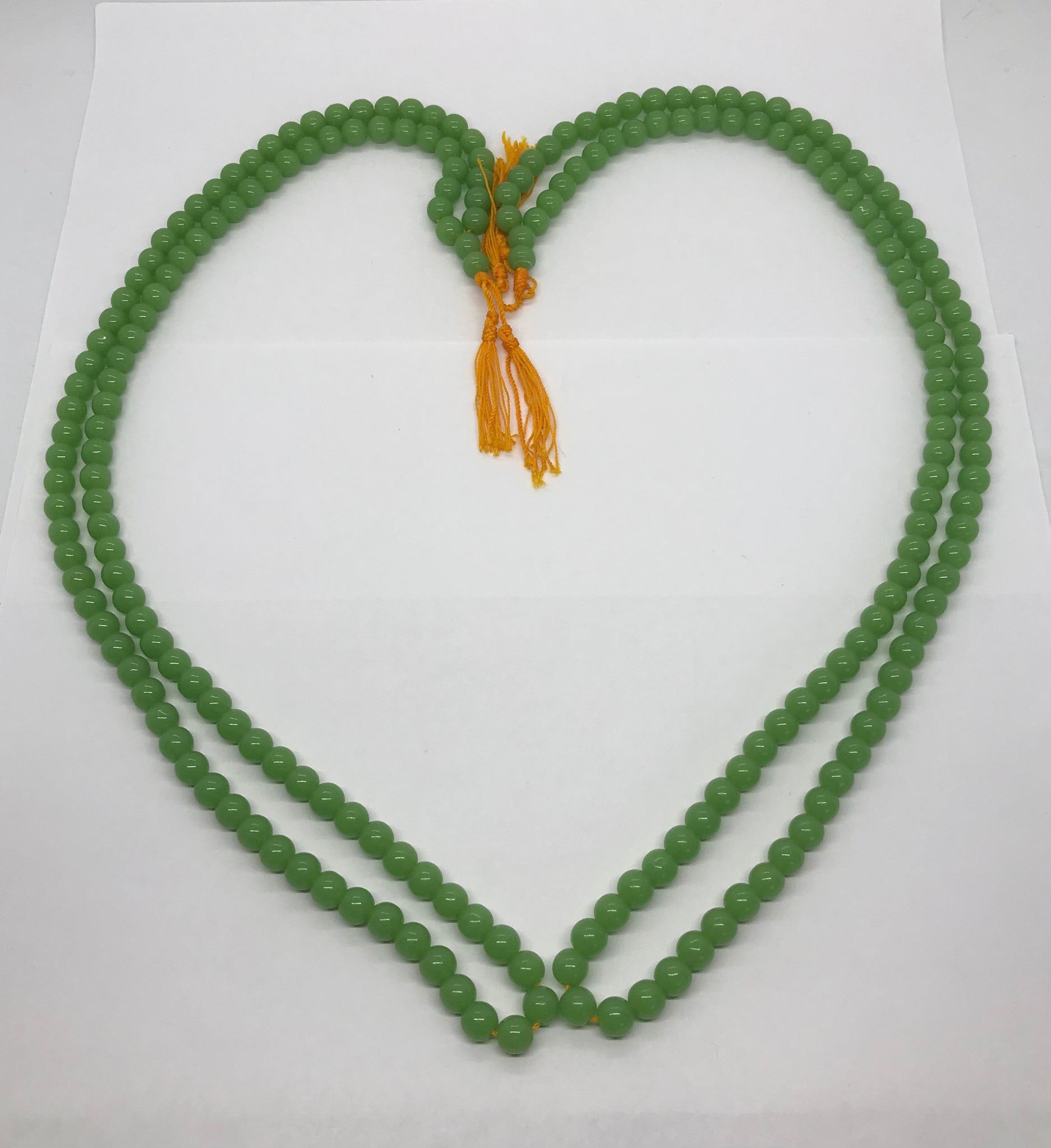 Nature Burma Jade Bead (ကျောက်စိမ်းပုတီး)